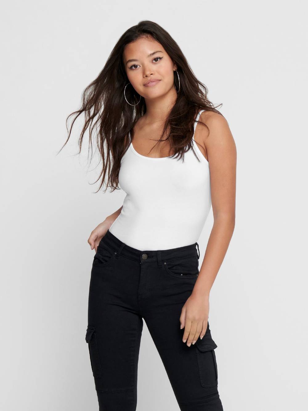 ONLY Top 'Love' in Black, White Fabrikverkauf