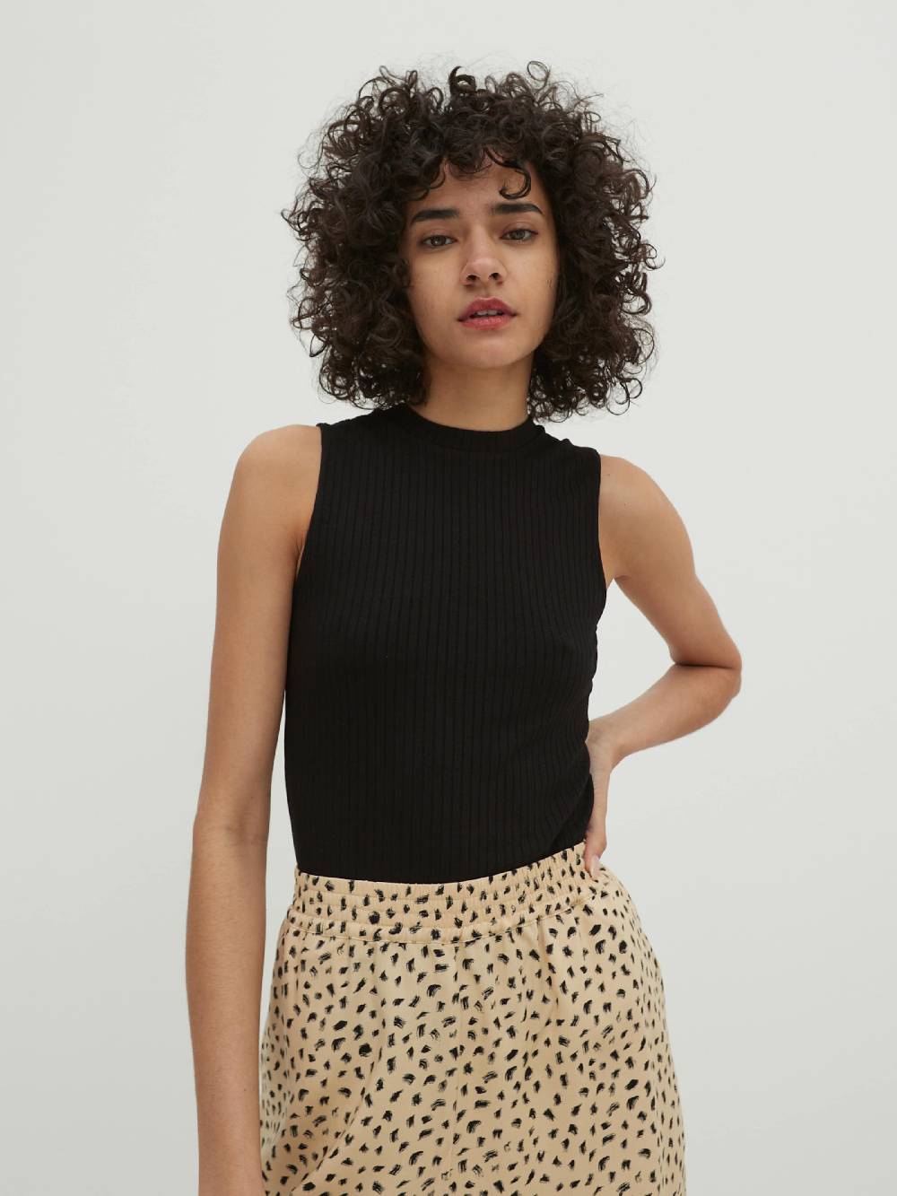 EDITED Top 'Naela' in Black Limitierter Zeitrabatt