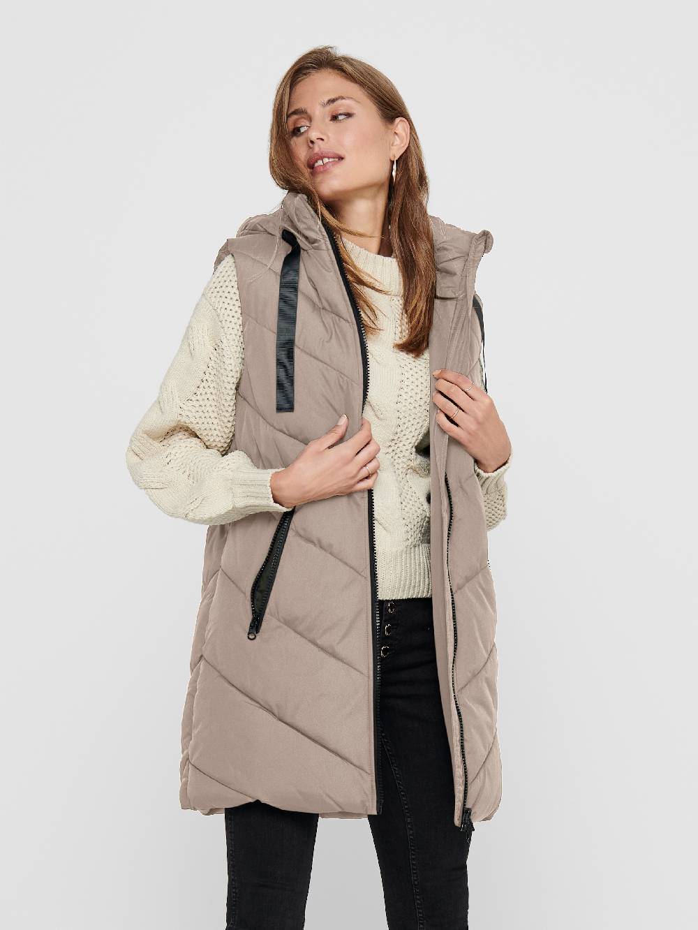 JDY Vest 'JDYSKYLAR' in Taupe Rabatte dieses Monats