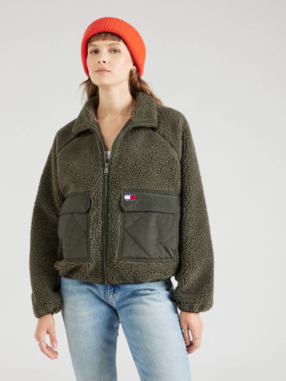 Tommy Jeans Between-Season Jacket in Dark Green Preisnachlass