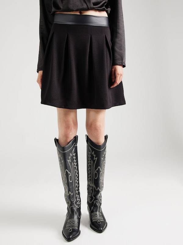 ABOUT YOU Skirt 'Letizia' in Black Nur für heute