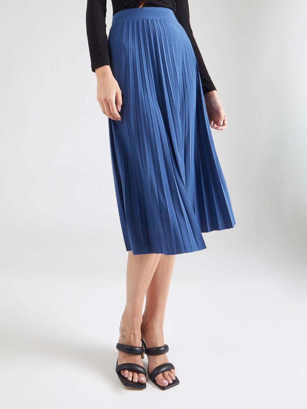 SISTERS POINT Skirt in Dark Blue Fabrikladen