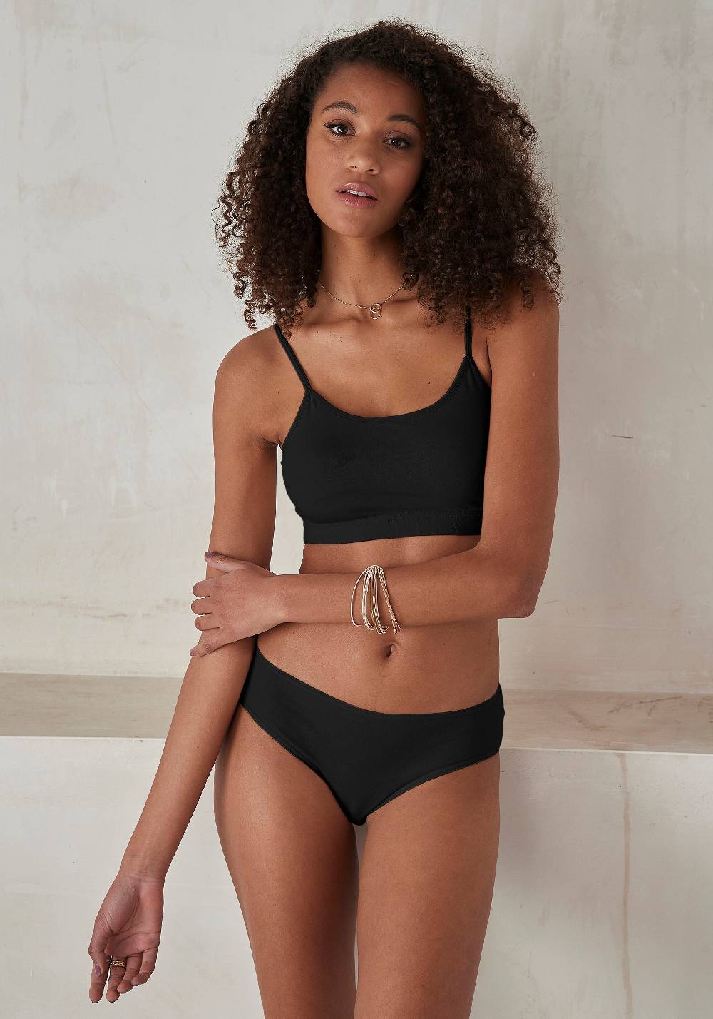 LASCANA Panty in Black Super Sparpreis