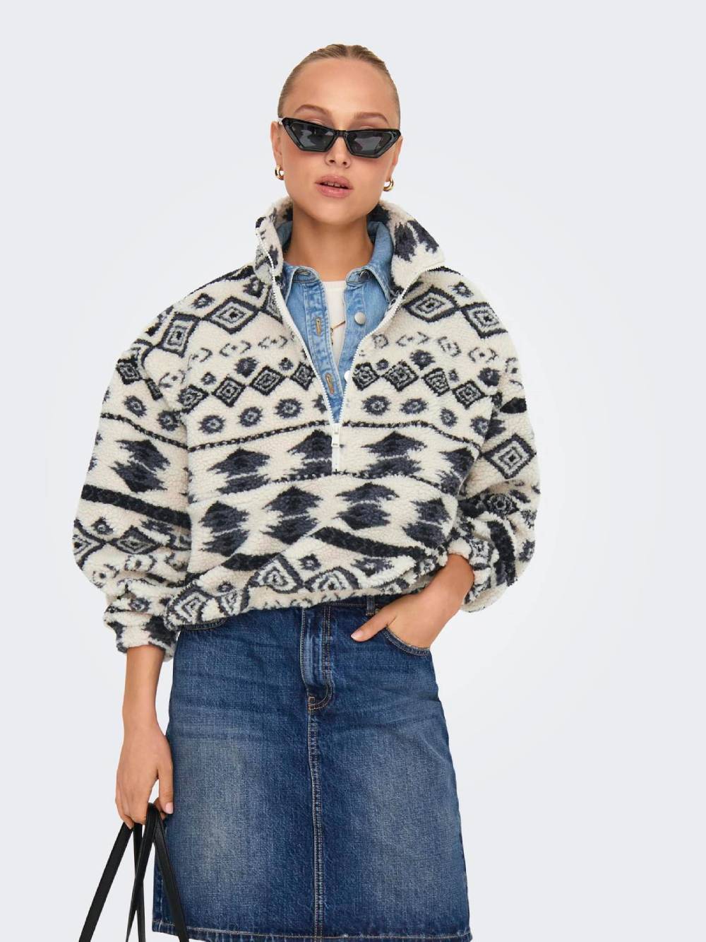 ONLY Sweatshirt 'ONLJANNE' in Beige Fabrikpreis