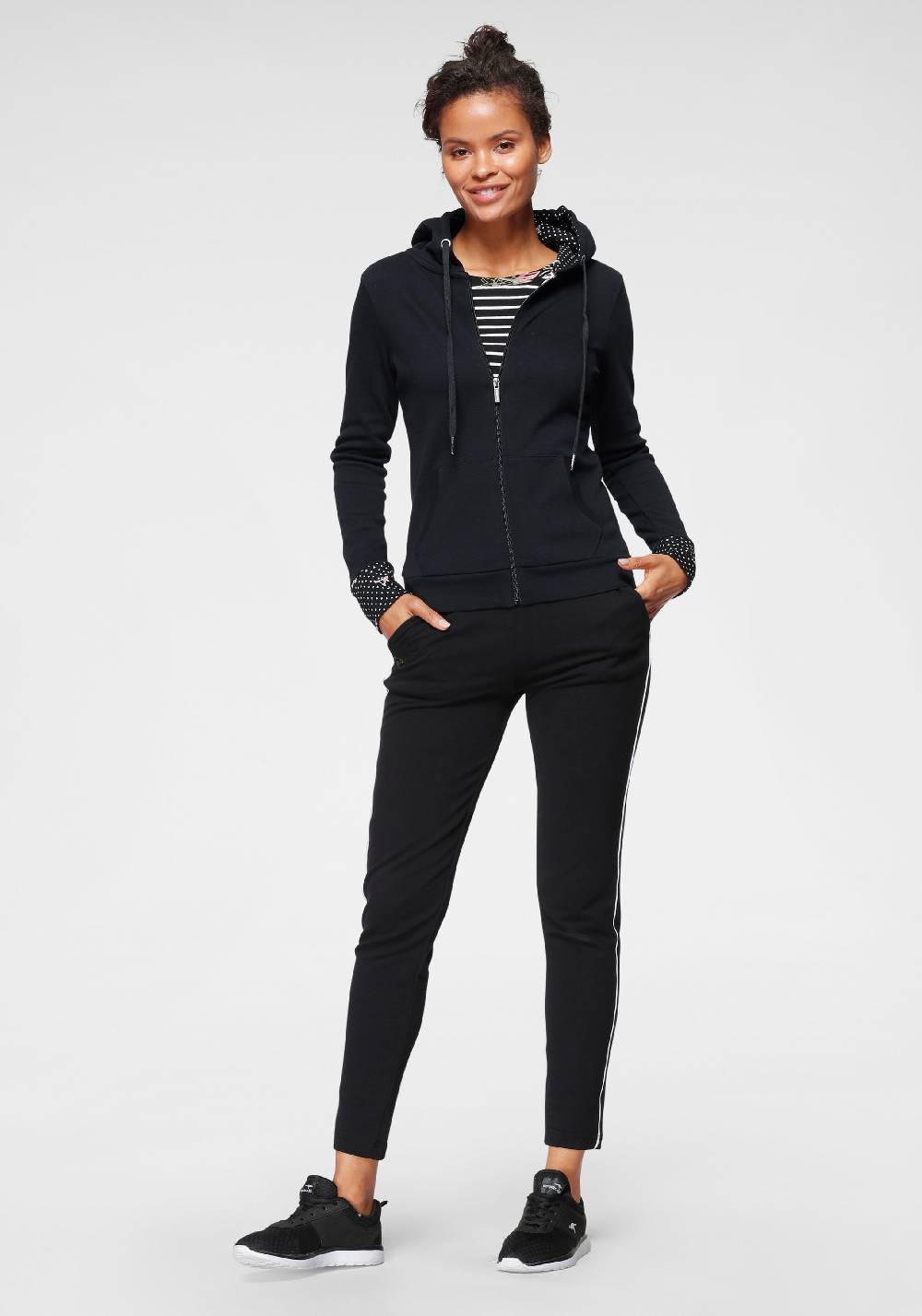 KangaROOS Zip-Up Hoodie in Dark Blue Muttertagsangebot