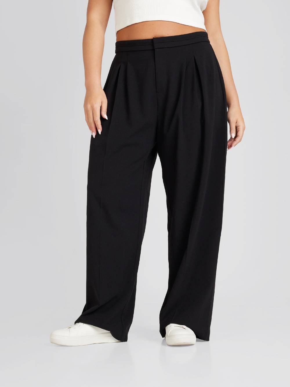 CITA MAASS co-created by ABOUT YOU Wide leg Pleat-Front Pants 'Gemma' in Black im Angebot