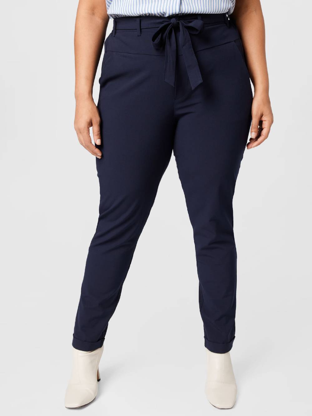 KAFFE CURVE Regular Pants 'Jia' in Ultramarine Blue Sonderangebot
