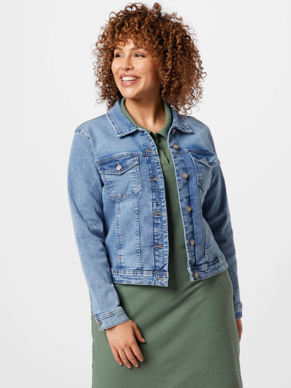 ONLY Carmakoma Between-Season Jacket 'Wespa' in Blue Denim Osterangebot