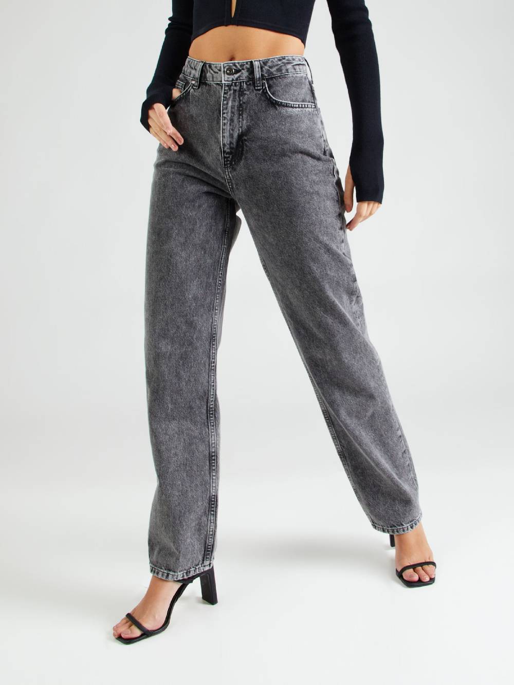 ABOUT YOU x Laura Giurcanu Loose fit Jeans 'Maggie' in Grey Denim Lagerräumung