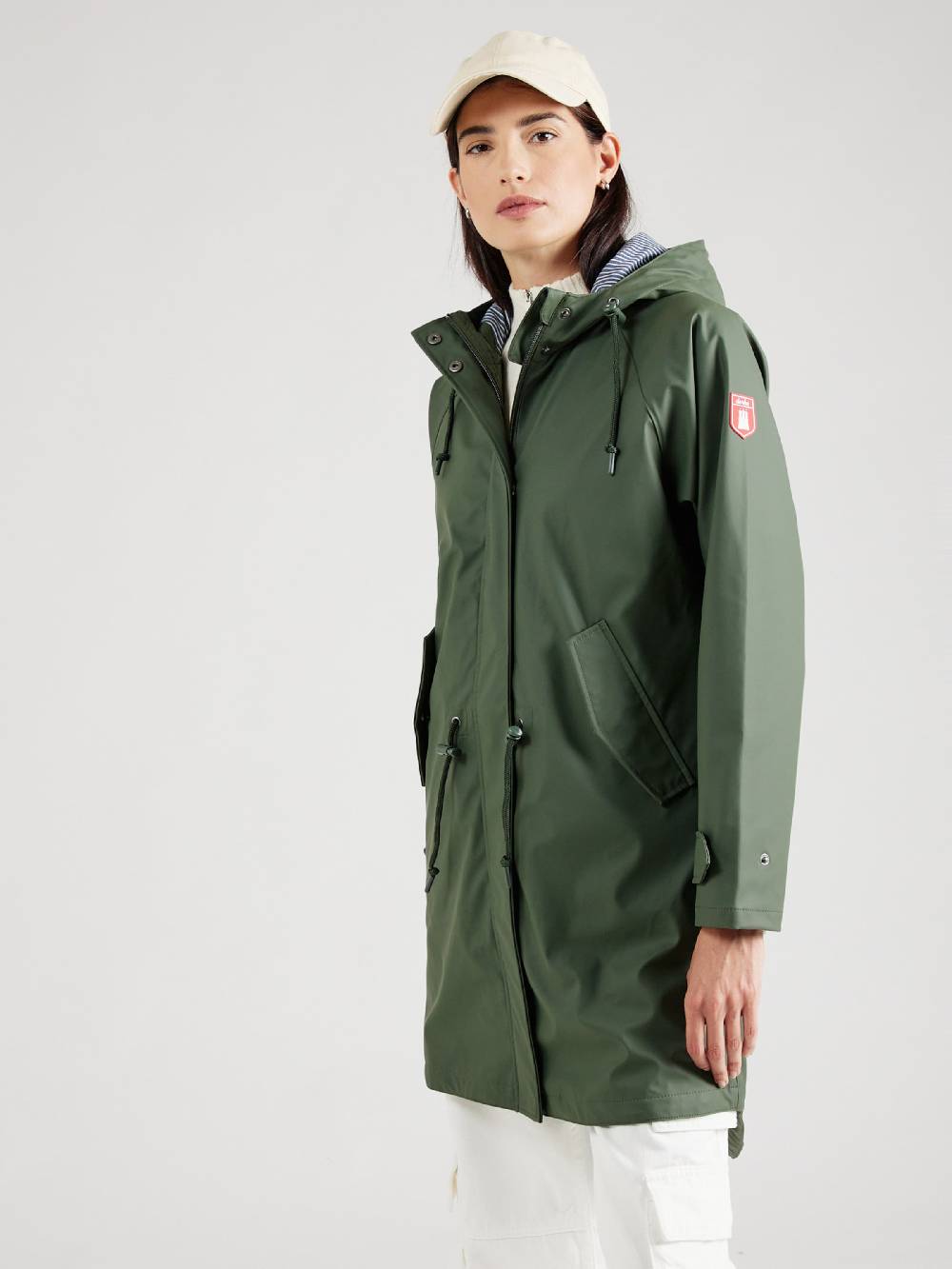 Derbe Raincoat 'Travel Friese' in Olive zollfrei