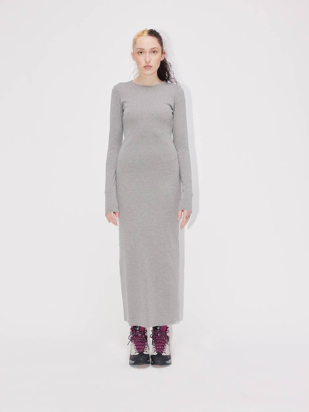 ABOUT YOU REBIRTH STUDIOS Dress 'Essential' in Grey Exklusivangebot