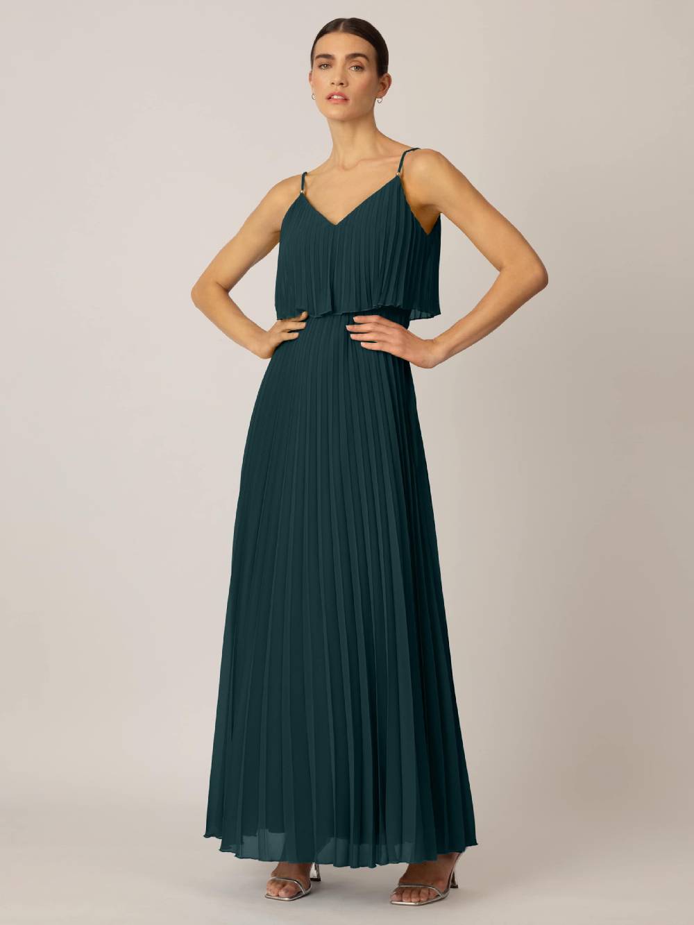 APART Evening Dress in Green Sonderangebot