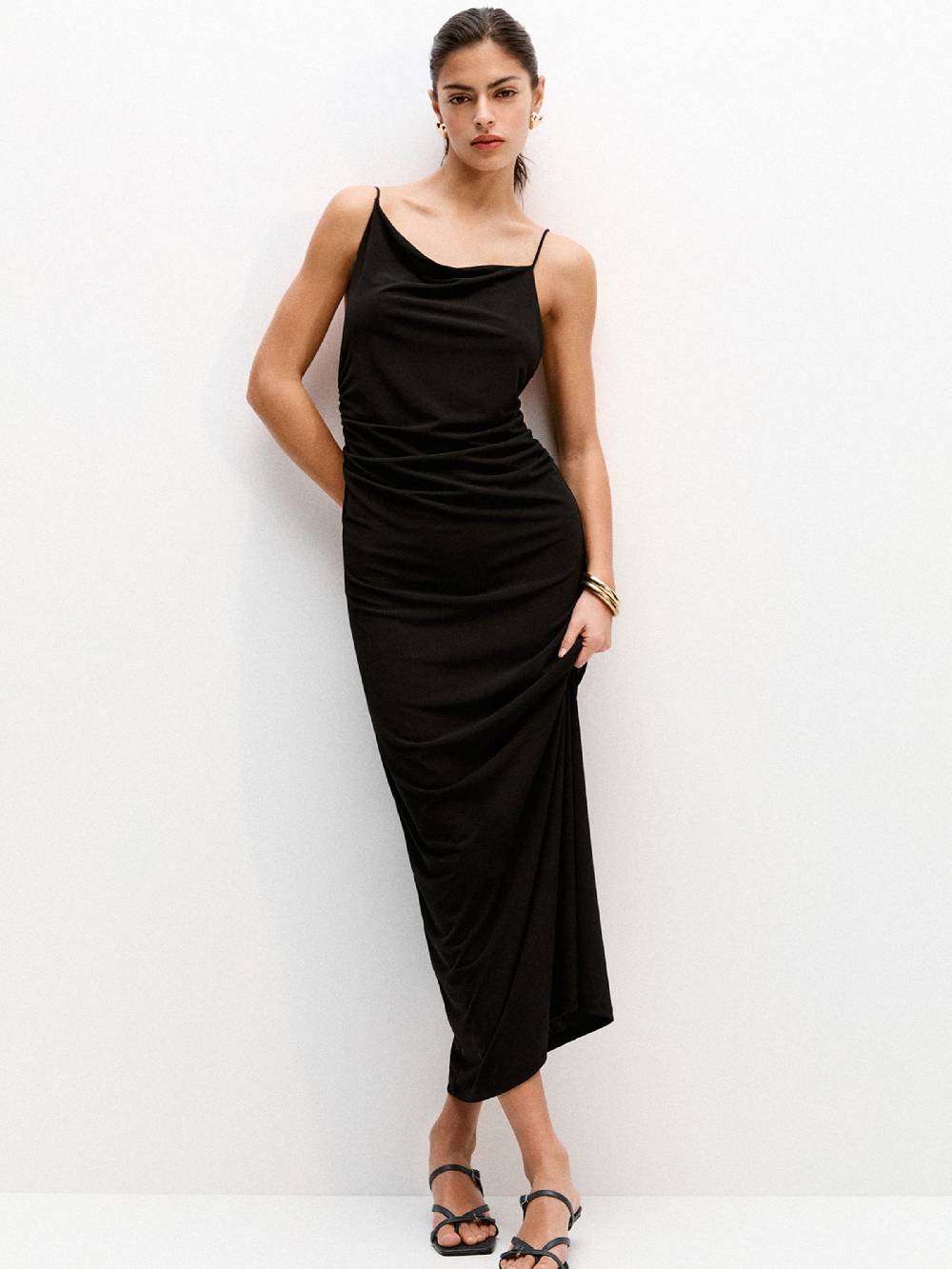 Pull&Bear Evening Dress in Black Begrenztes Angebot