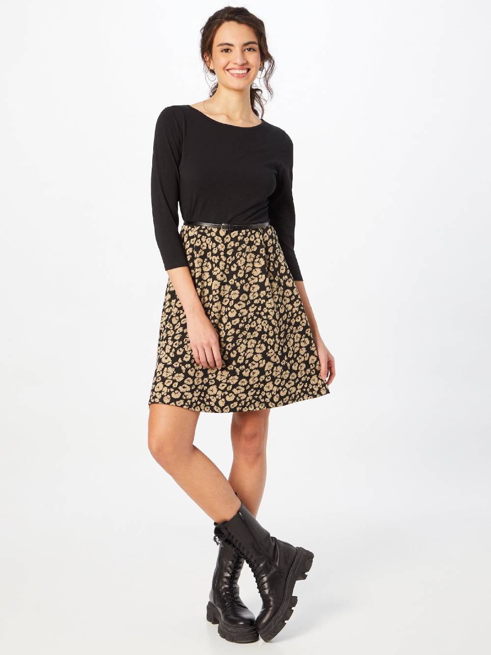 ABOUT YOU Dress 'Giulia' in Black Speichern exportieren