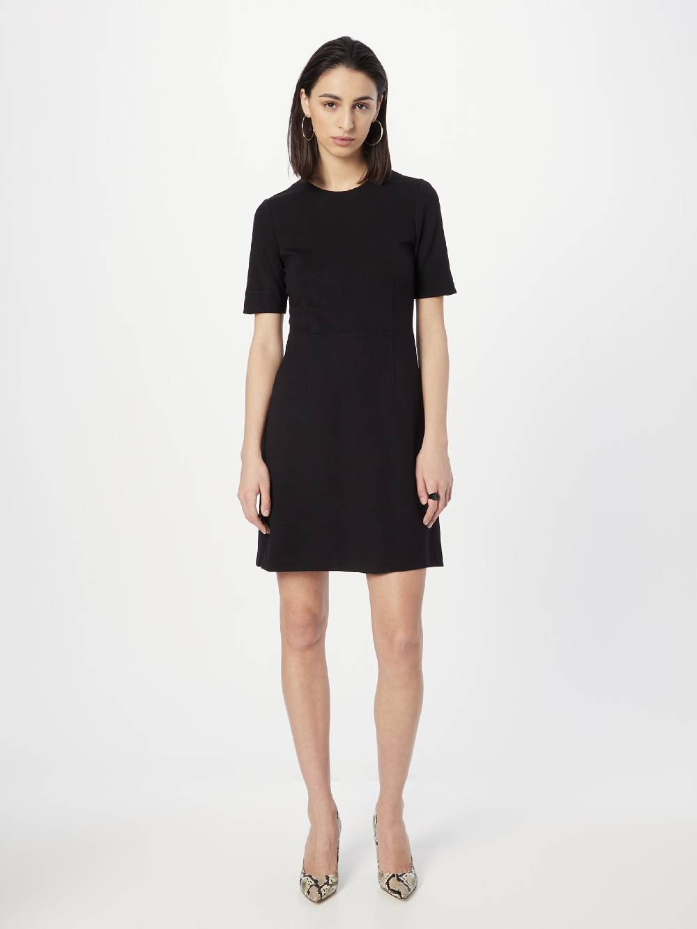 TAIFUN Sheath Dress in Black Osterangebot