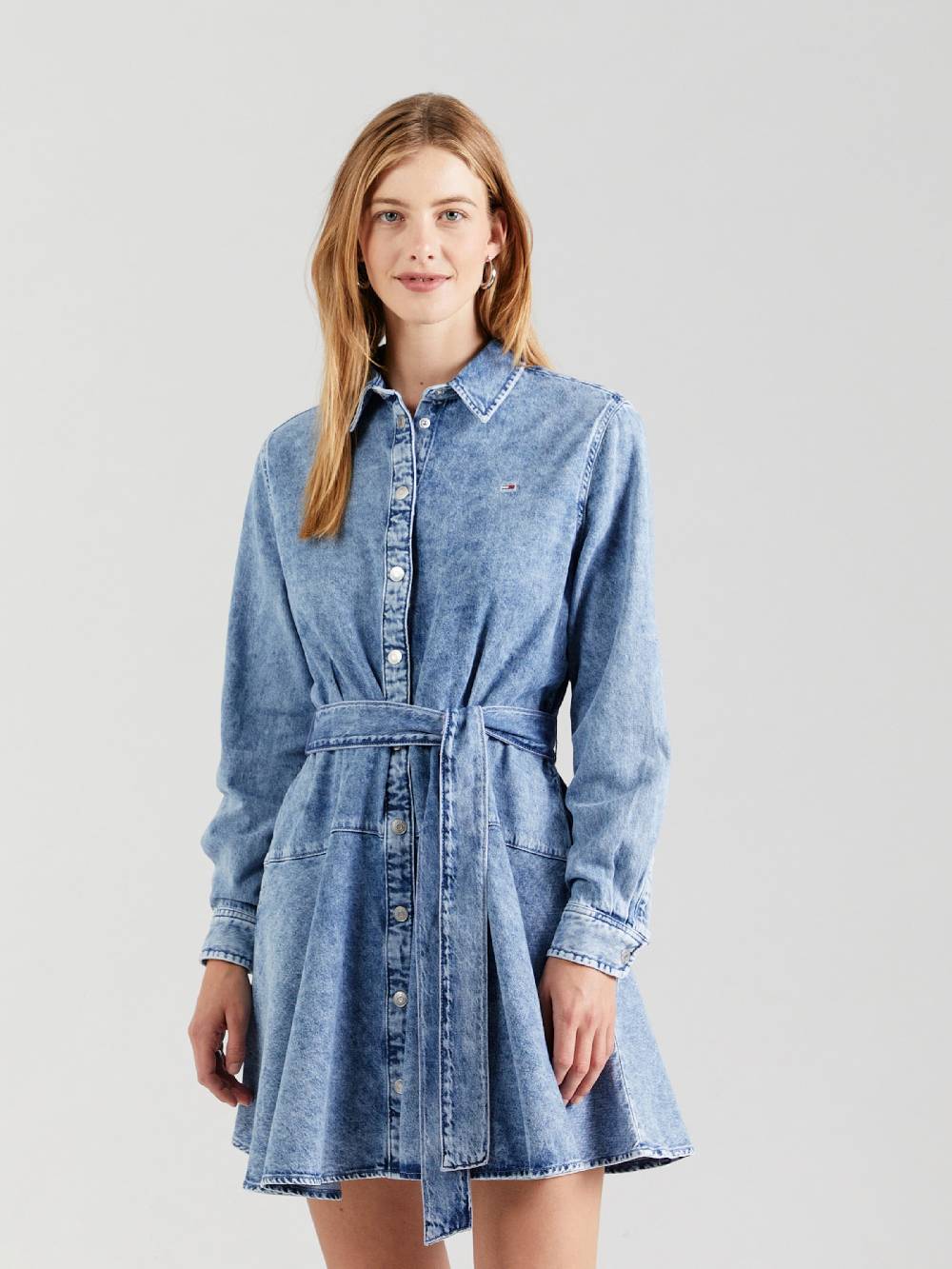 Tommy Jeans Shirt Dress in Blue Denim Letzte 3 Tage