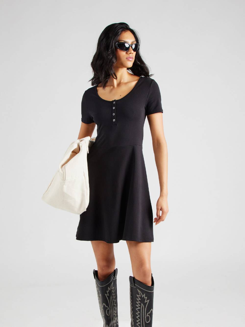 ONLY Dress 'ONLLIVE LOVE' in Black Outlet