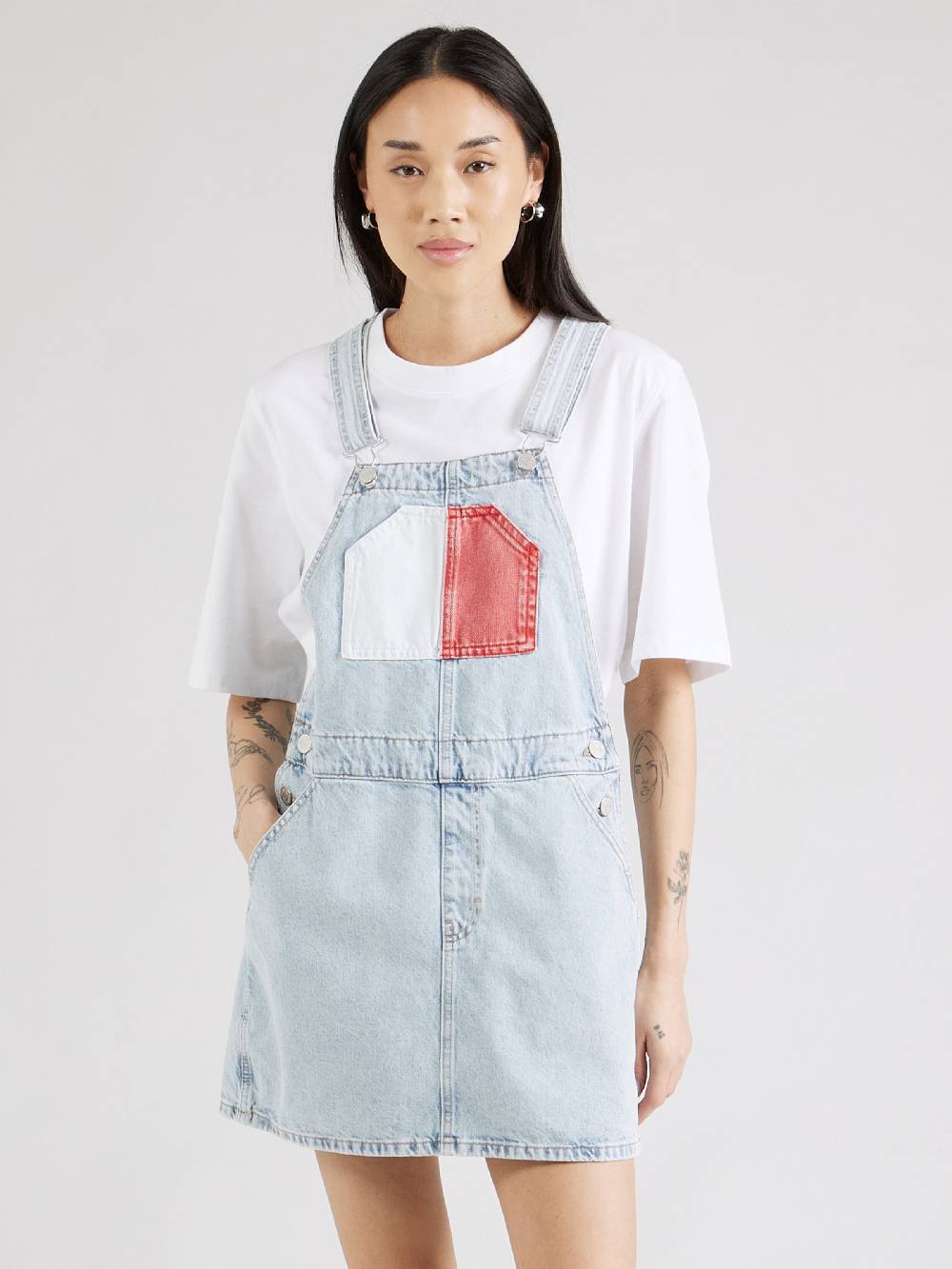Tommy Jeans Overall Skirt in Light Blue Sonderangebote