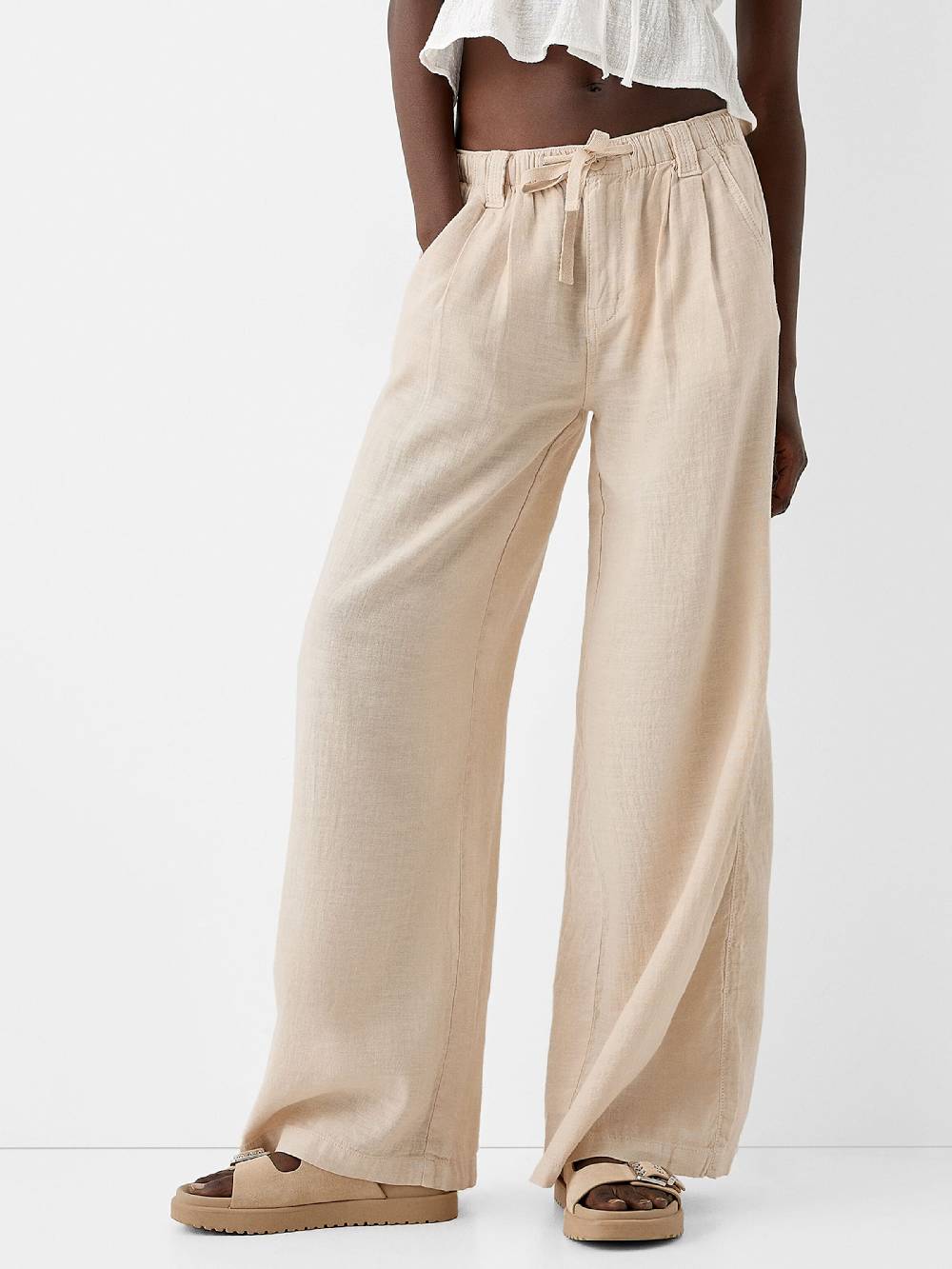 Bershka Wide leg Pants in Cream Fabrikladen