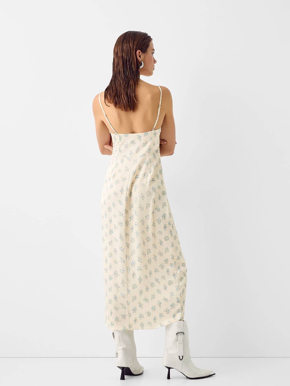Bershka Summer Dress in Cream Osterangebot