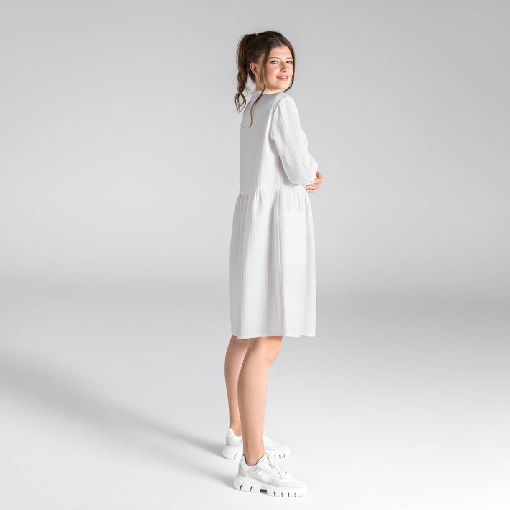 LIVING CRAFTS BLOSWEN - Seersucker Kleid - White Clearance-Verkauf