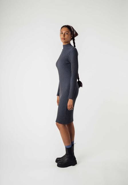 Melawear Rippstrickkleid SHIVANI Räumungsverkauf