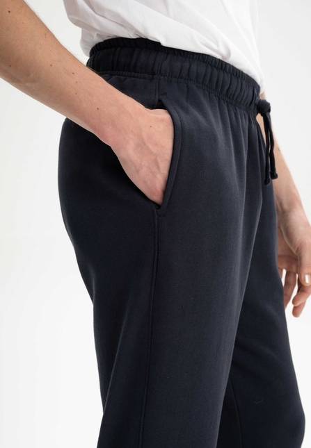 Melawear Jogginghose ASHOKA im Angebot