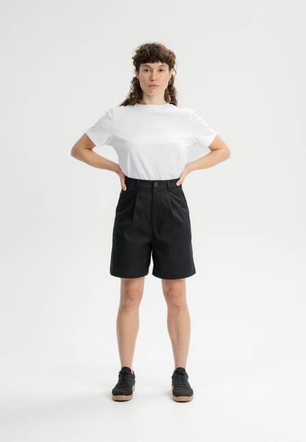 Melawear Shorts mit hohem Bund SABITHA 2025