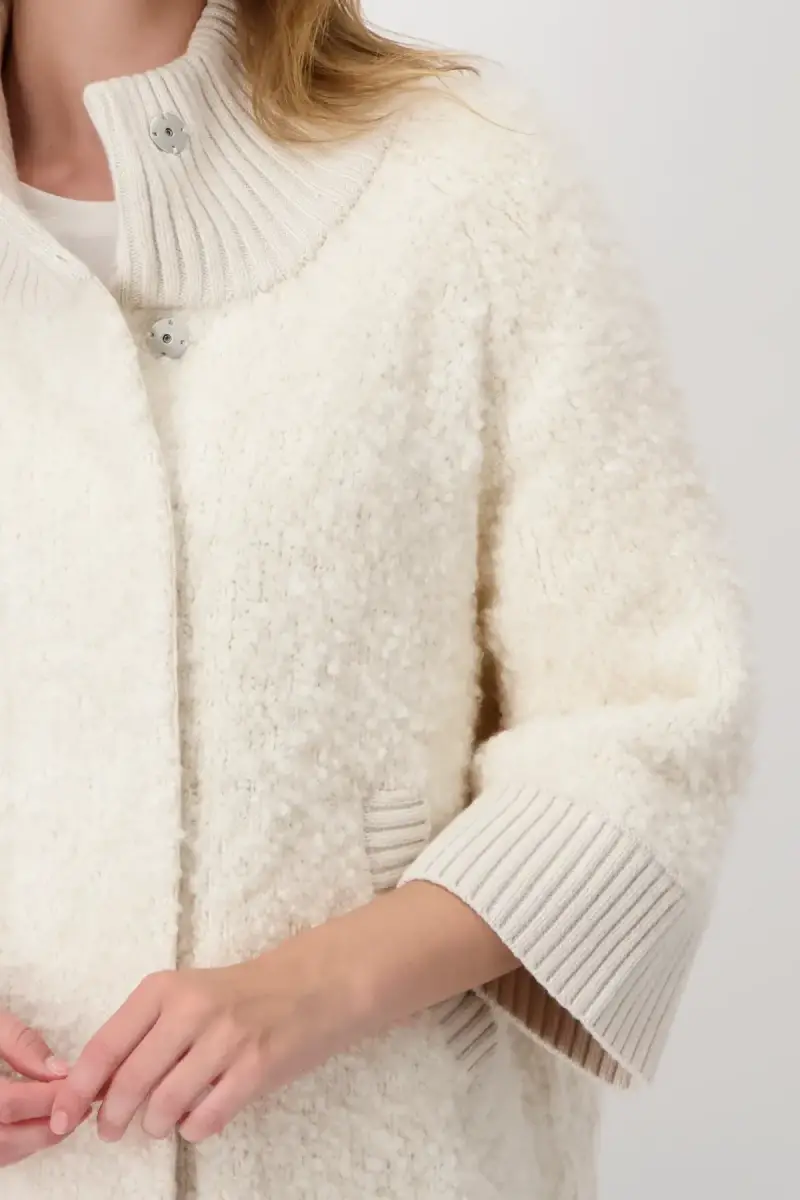 Monari Boucle Cape Sonderangebot der Fabrik