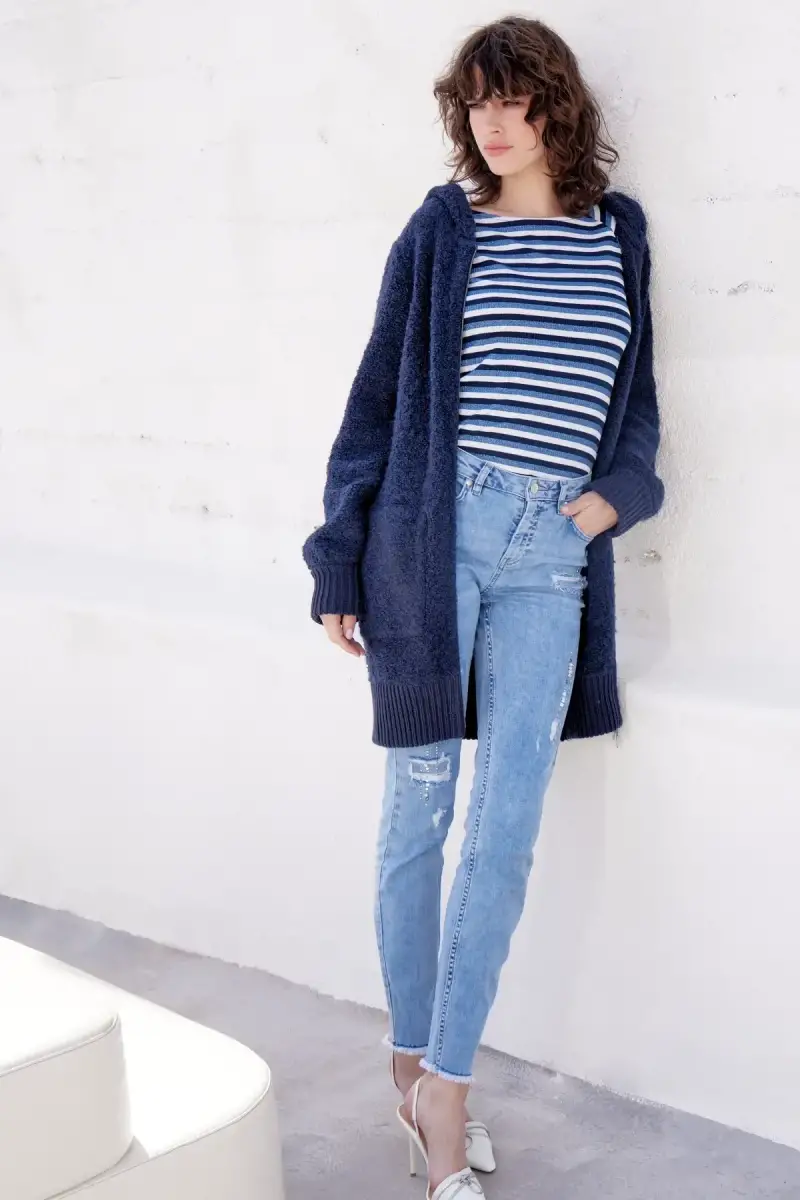 Monari Jeans mit Rissen und Schmuck Osterangebot