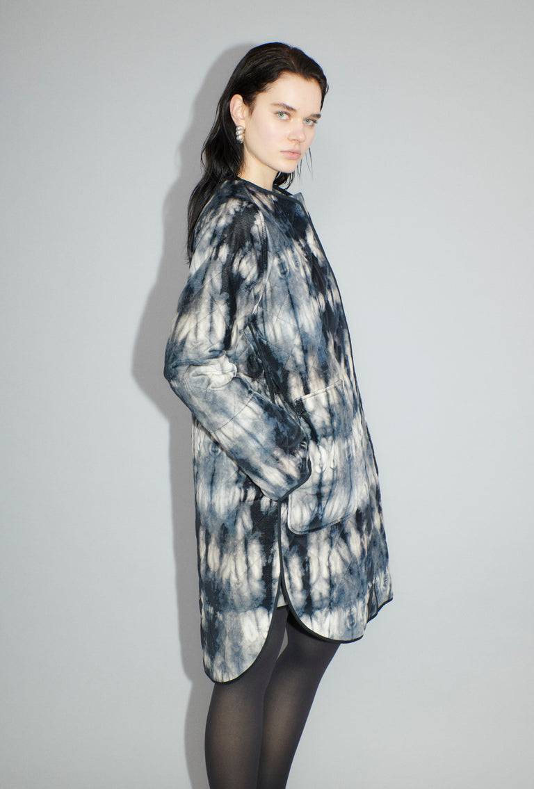 Odeeh Quilted Tie-Dye Mantel, Ink Tiefpreis