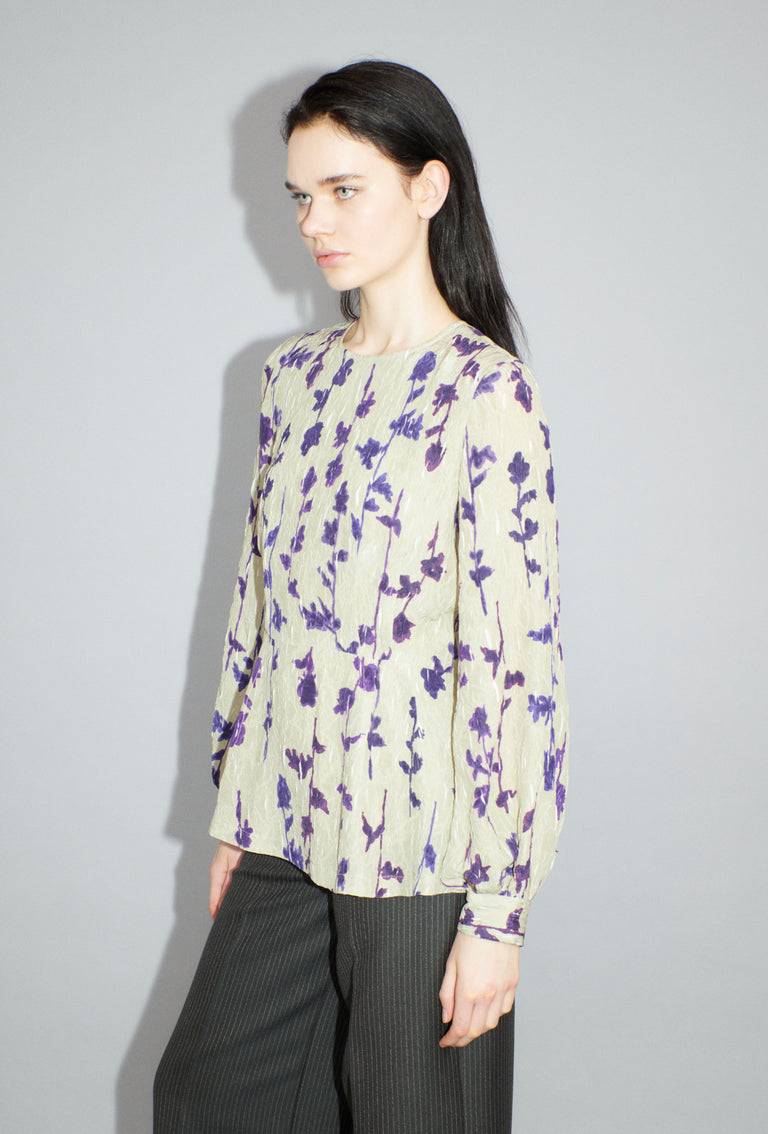 Odeeh Flower Items on Crushed Crepe Bluse, Almond 2025