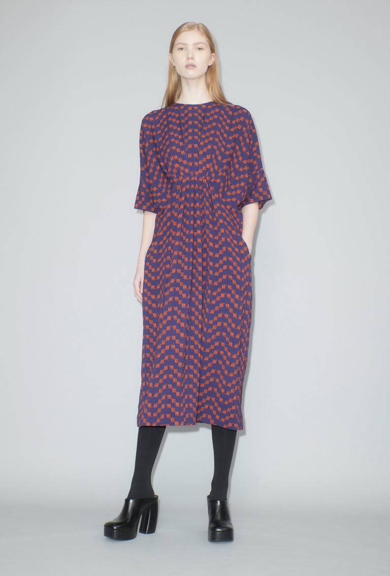 Odeeh Painted Zig Zag Kleid, Lava Nur noch ein Tag übrig