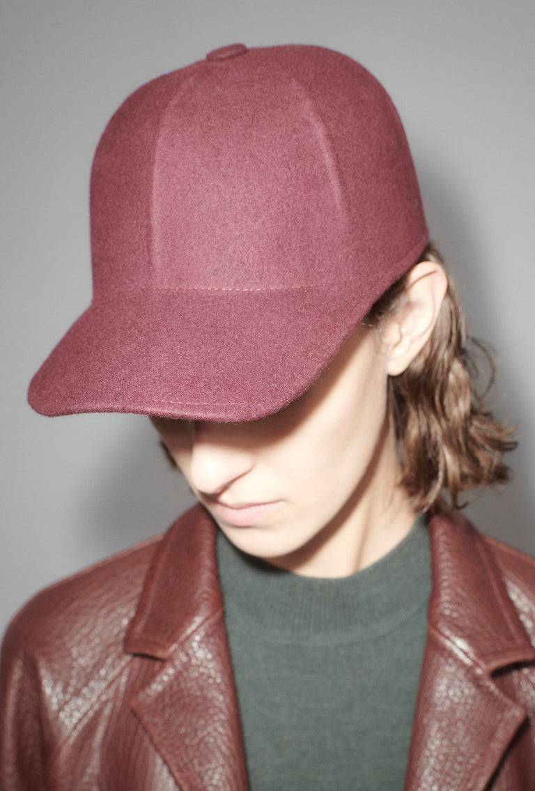 Odeeh Cap, English Red Bestseller
