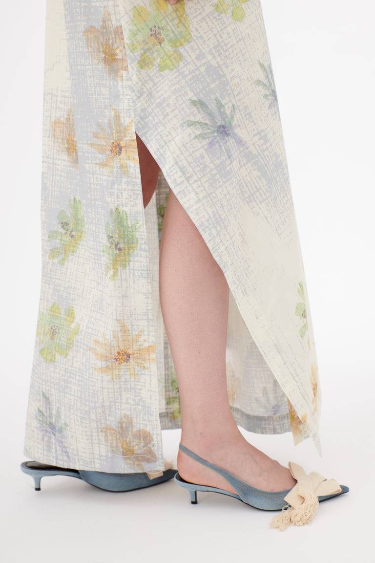 Odeeh Pixelated Daisies Kleid, Birch Im Verkauf
