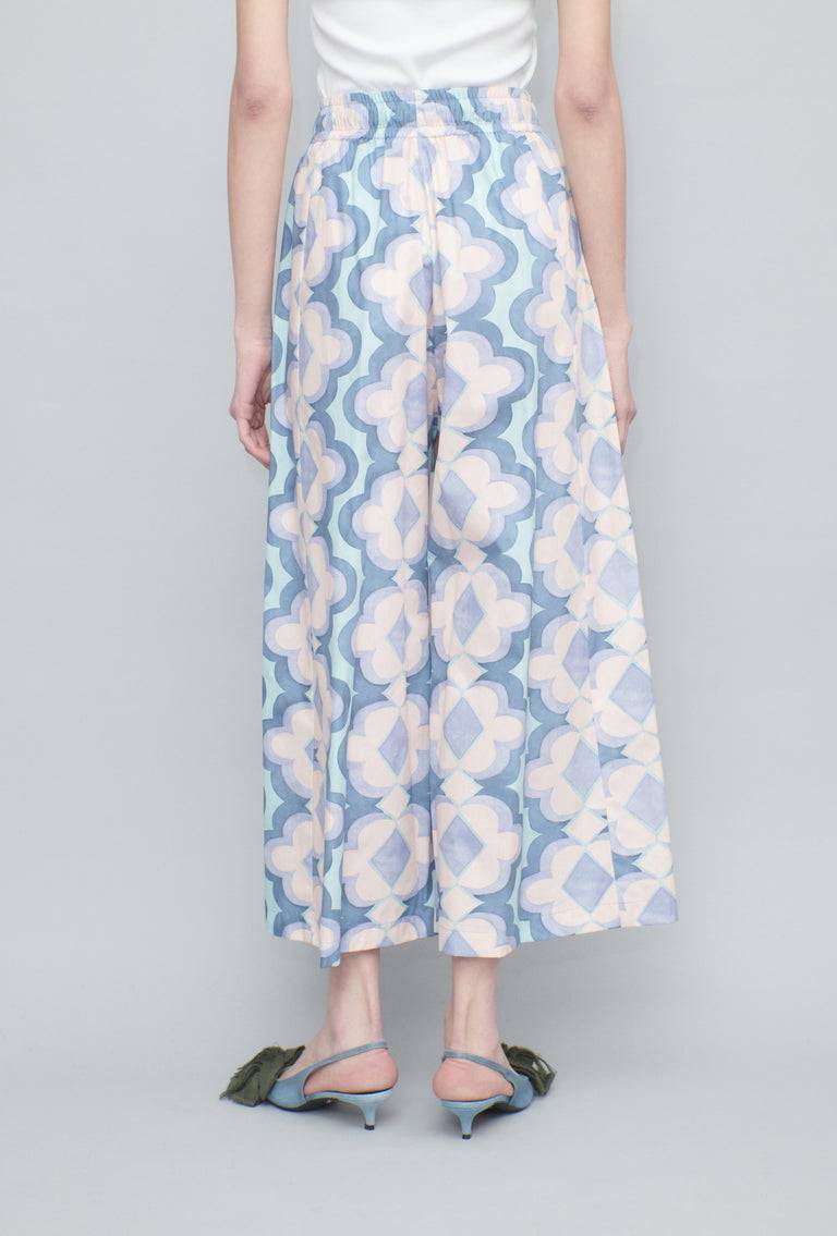 Odeeh Giant Arabesque Hose, Periwinkle Blue Lagerräumung