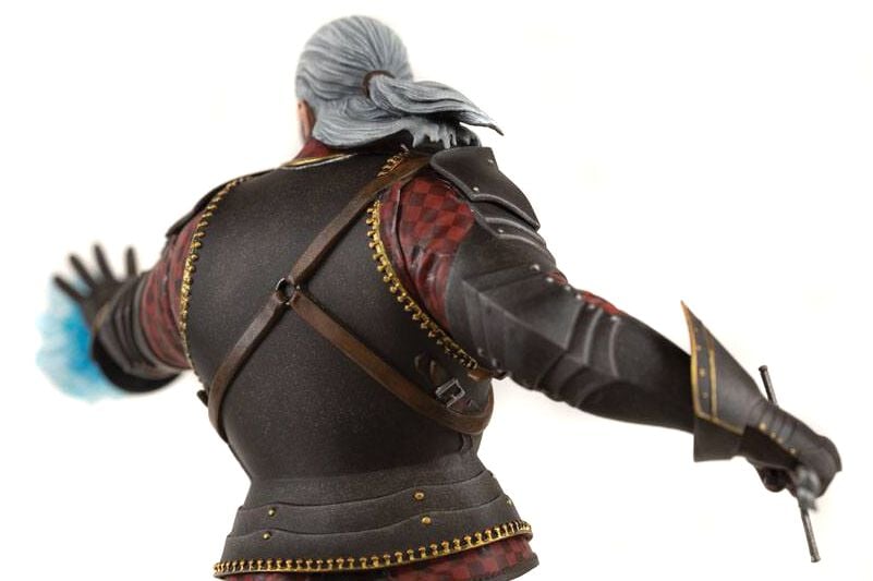 EMP "3 - Wild Hunt - Geralt Toussaint Tourney Armor" Statue von The Witcher Blitzverkäufe