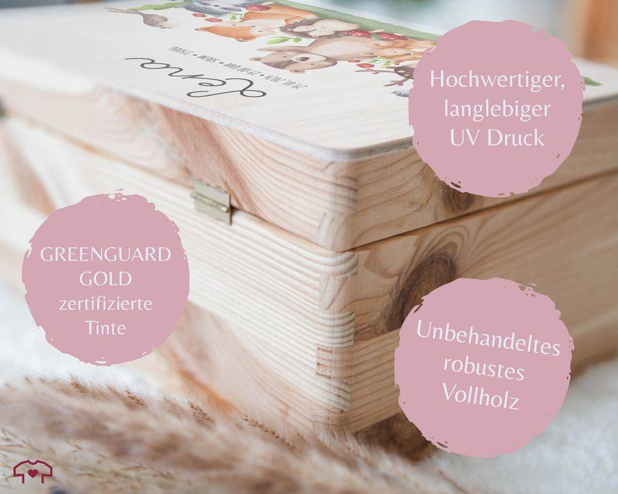 Shirtracer Baby Erinnerungsbox Waldtiere Holzkiste zur Geburt Personalisiert mit Name Dat Shirtracer zollfrei