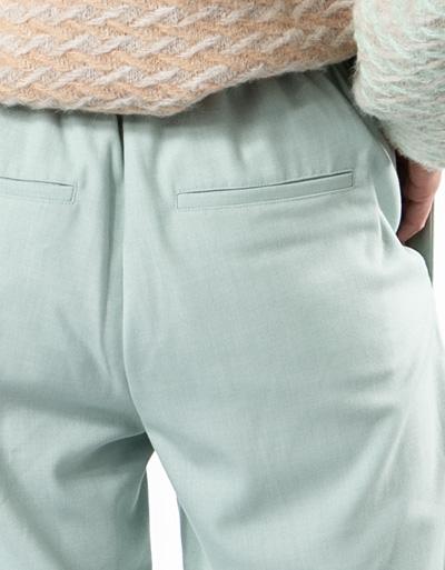 SECOND FEMALE Hose im geraden Schnitt Tägliche Deals