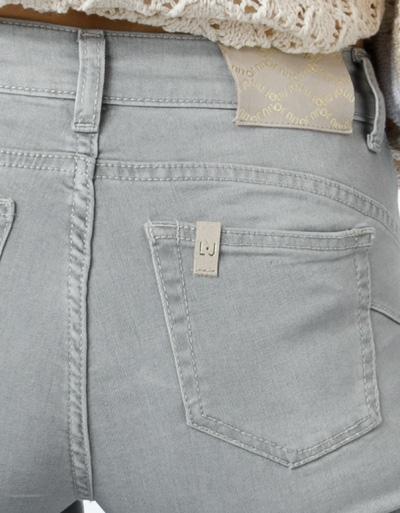 LIU JO Jeans im cleanen Look Nur noch ein Tag übrig
