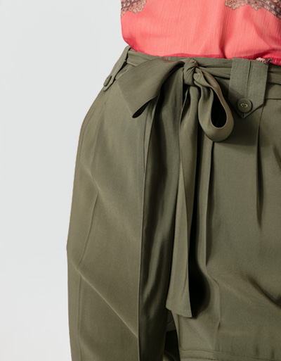 TWIN-SET Hose in italienischer Größe Auslauf