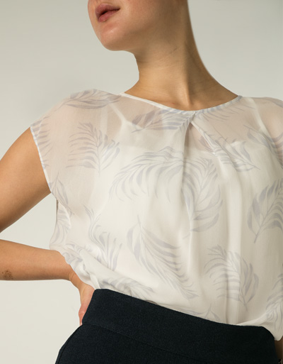 JOOP Bluse in floralem Dessin Exklusivangebot